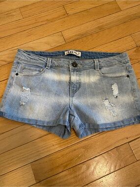 lei Light Wash Distressed Denim Shorts
